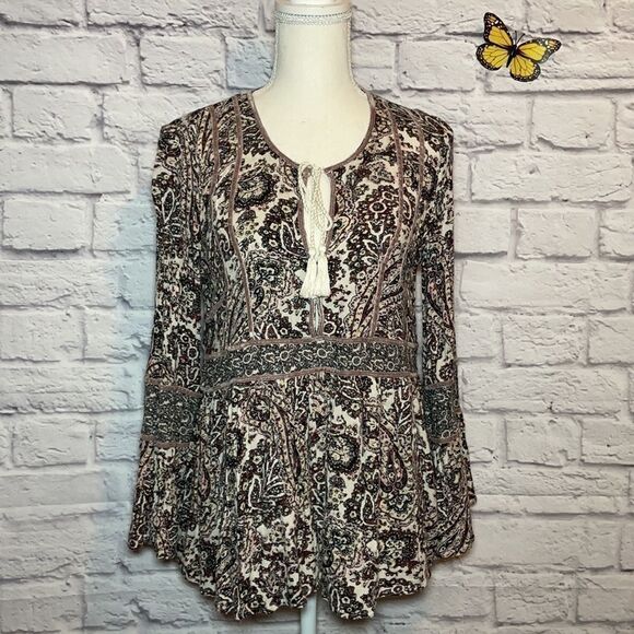 American Eagle Outfitters Peasant Blouse Bell Sleeves Size Medium - Picture 2 of 11